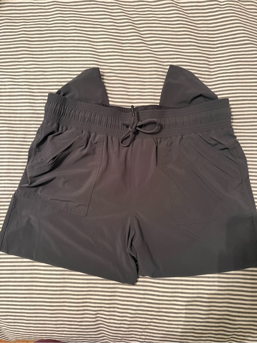 Women’s Prana Grey Drawstring Athletic Capris